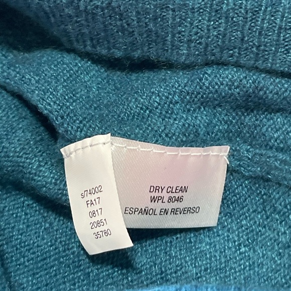 Cashmere Charter Club Luxury Turtleneck Sweater Size Medium - Picture 6 of 8